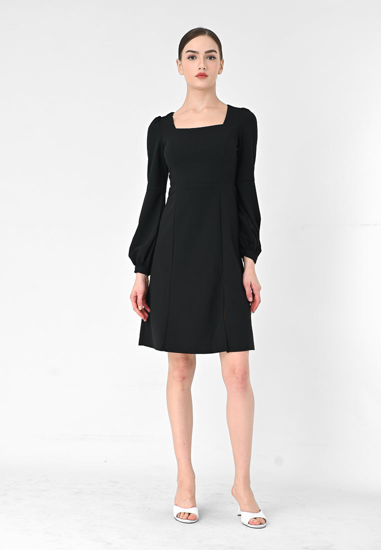 BebeBeige Long Sleeve Mini Dress