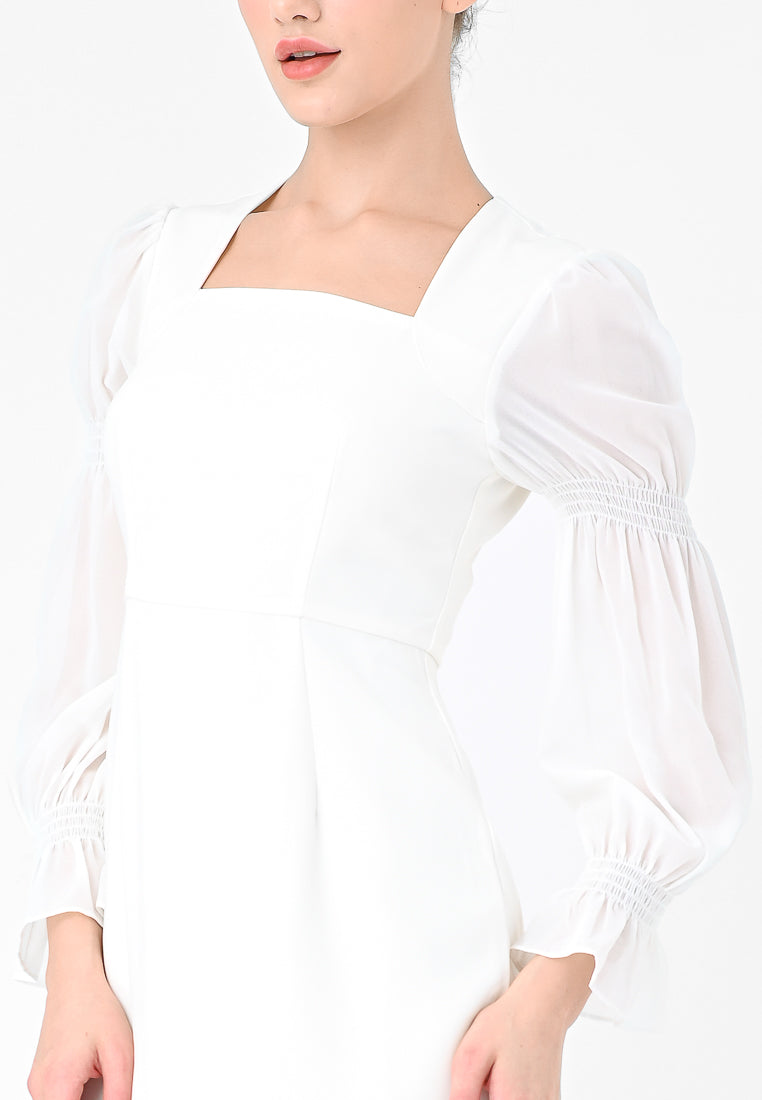 BebeBeige Long Sleeve Midi Dress