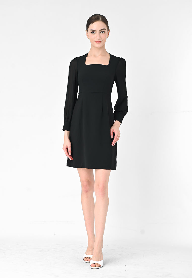 BebeBeige Long Sleeve Mini Dress