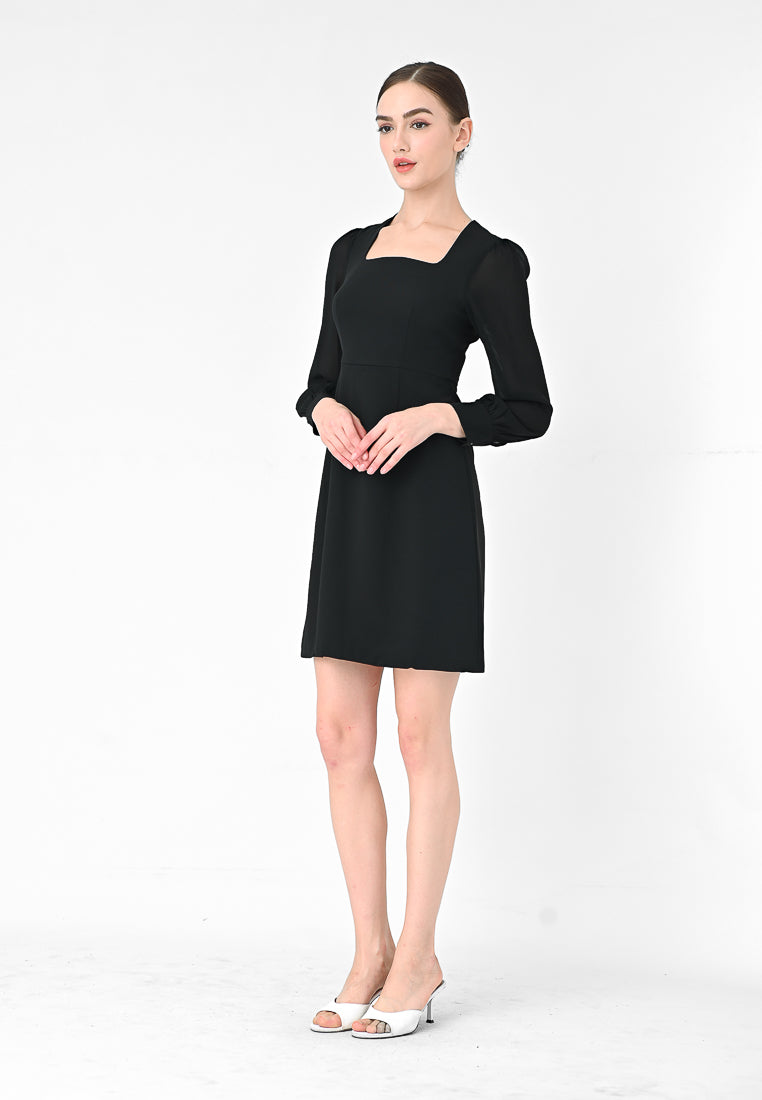BebeBeige Long Sleeve Mini Dress
