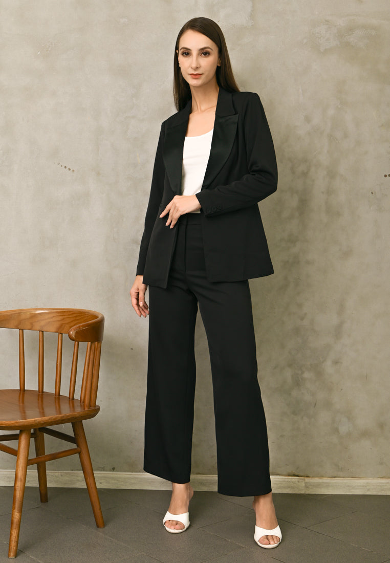 BebeBeige Tailored Blazer with Silk Lapels