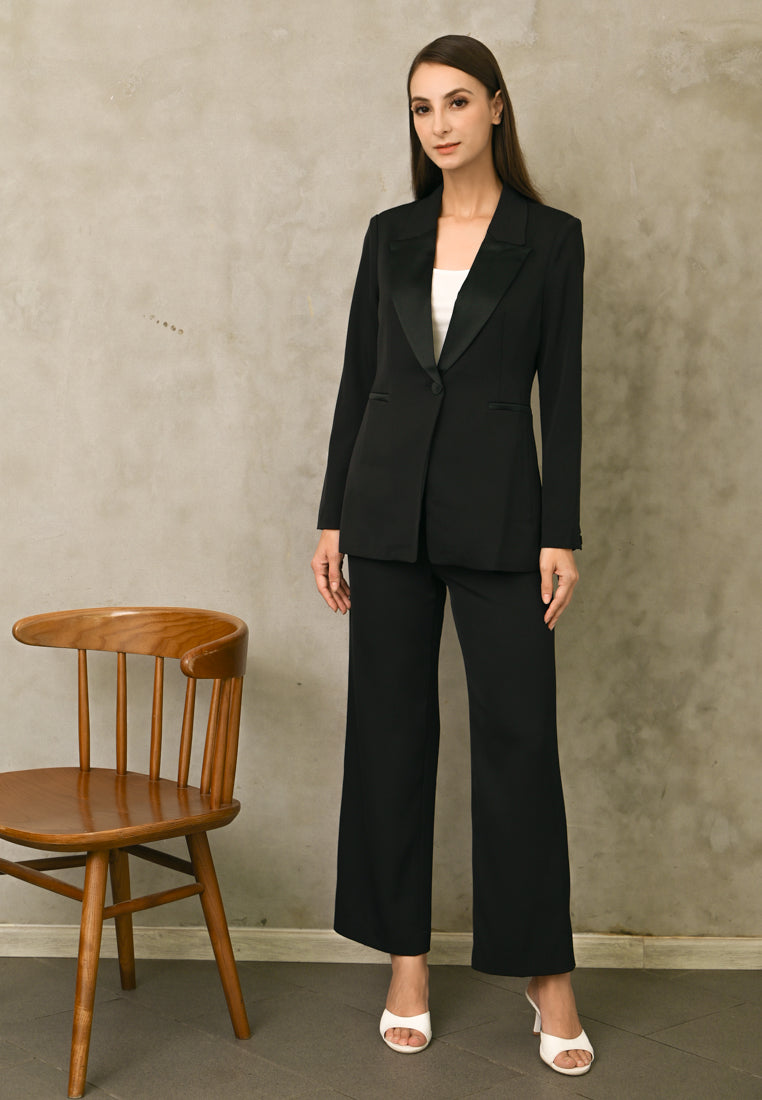 BebeBeige Tailored Blazer with Silk Lapels