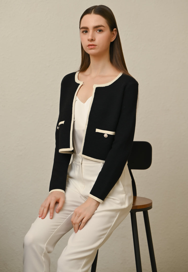 BebeBeige Short Knit Outerwear