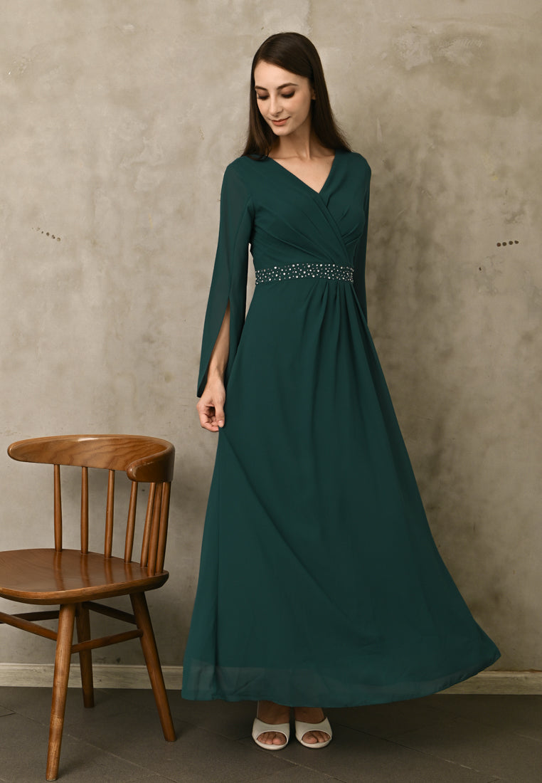 BebeButterfly Sleeve Maxi Dress