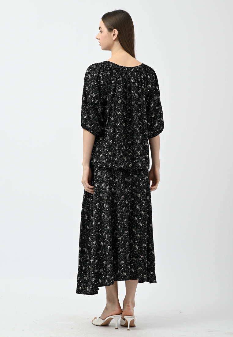 Plain B. Floral Sleeve Top