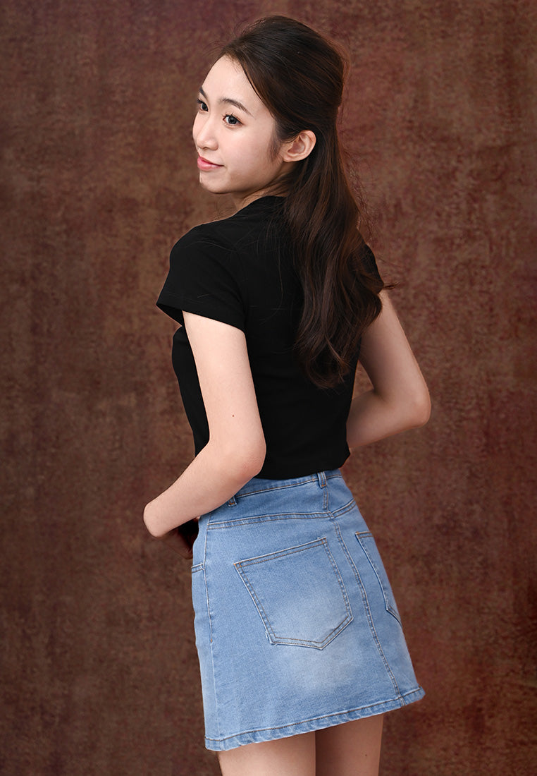 Plain B. Round-neck Cropped Top