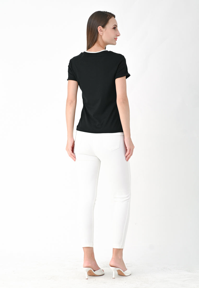 Plain B. T-shirt
