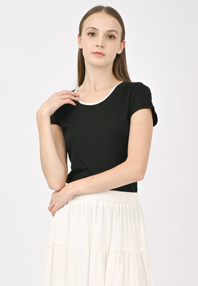 Plain B. Wide-Neck T-Shirt