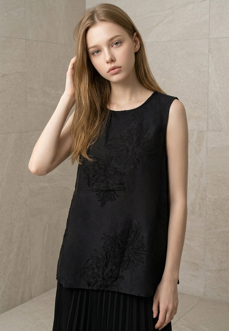 Plain B. Floral Embroidered Sleeveless Top