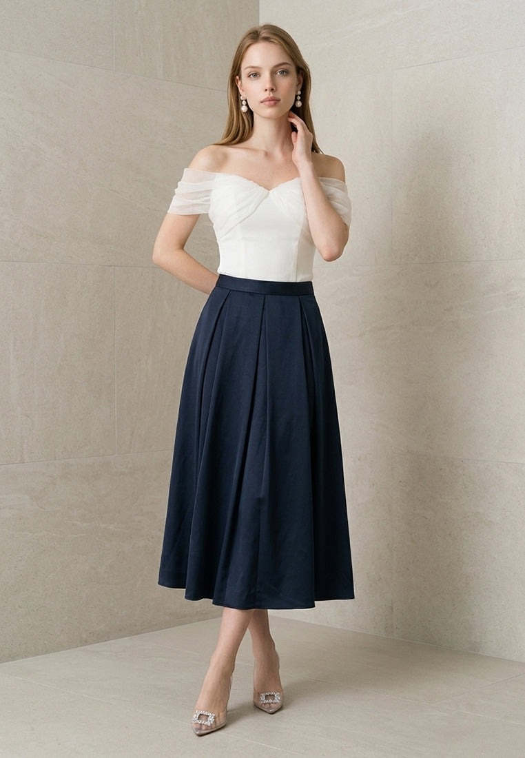 BebeBeige Classic Satin Flare Midi Skirt