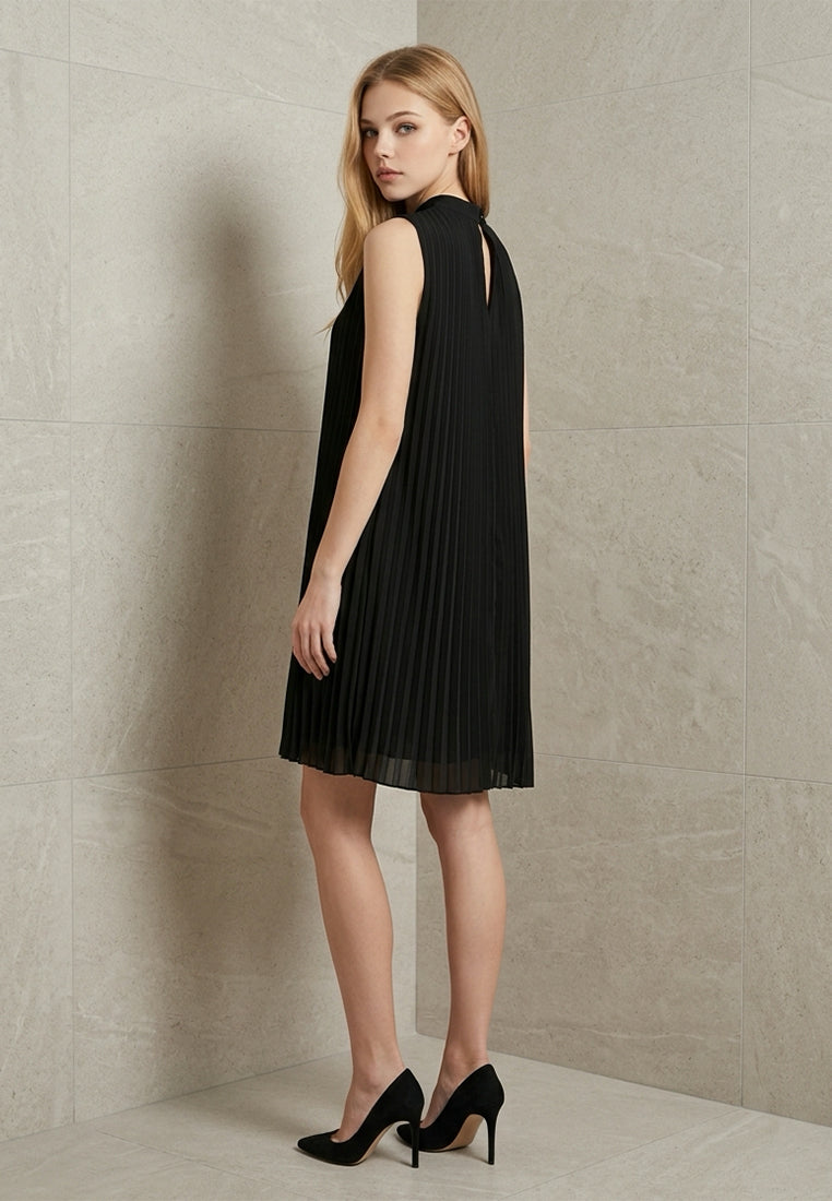 BebeBeige Pleated A-Line Sleeveless Dress
