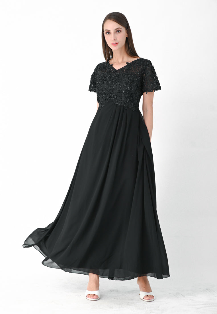 BebeButterfly Embroidered Sleeve Gown