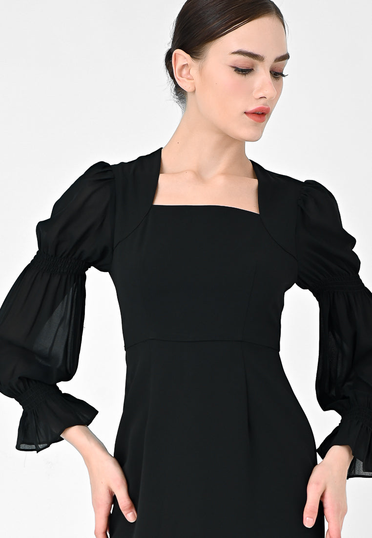 BebeBeige Long Sleeve Midi Dress