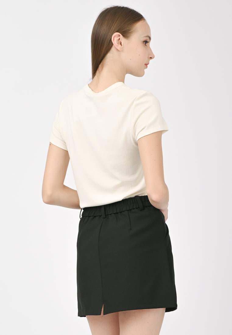 Plain B. Round Neck T-Shirt