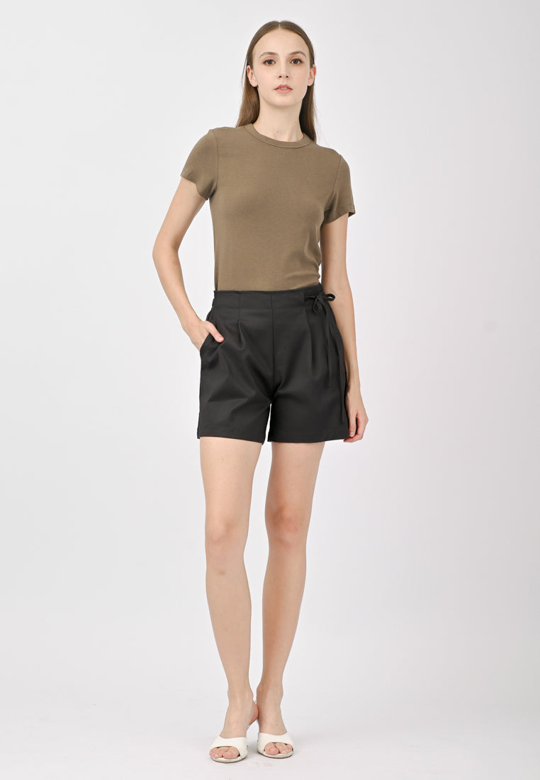 Plain B. Round Neck T-Shirt
