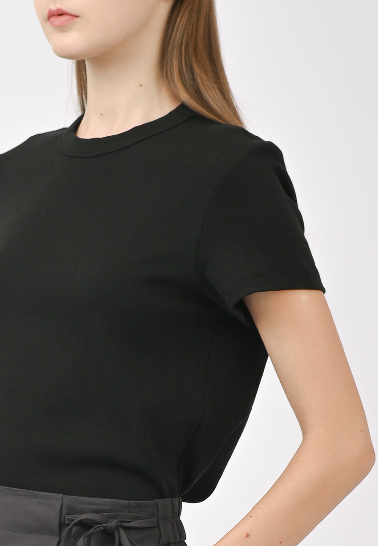 Plain B. Round Neck T-Shirt