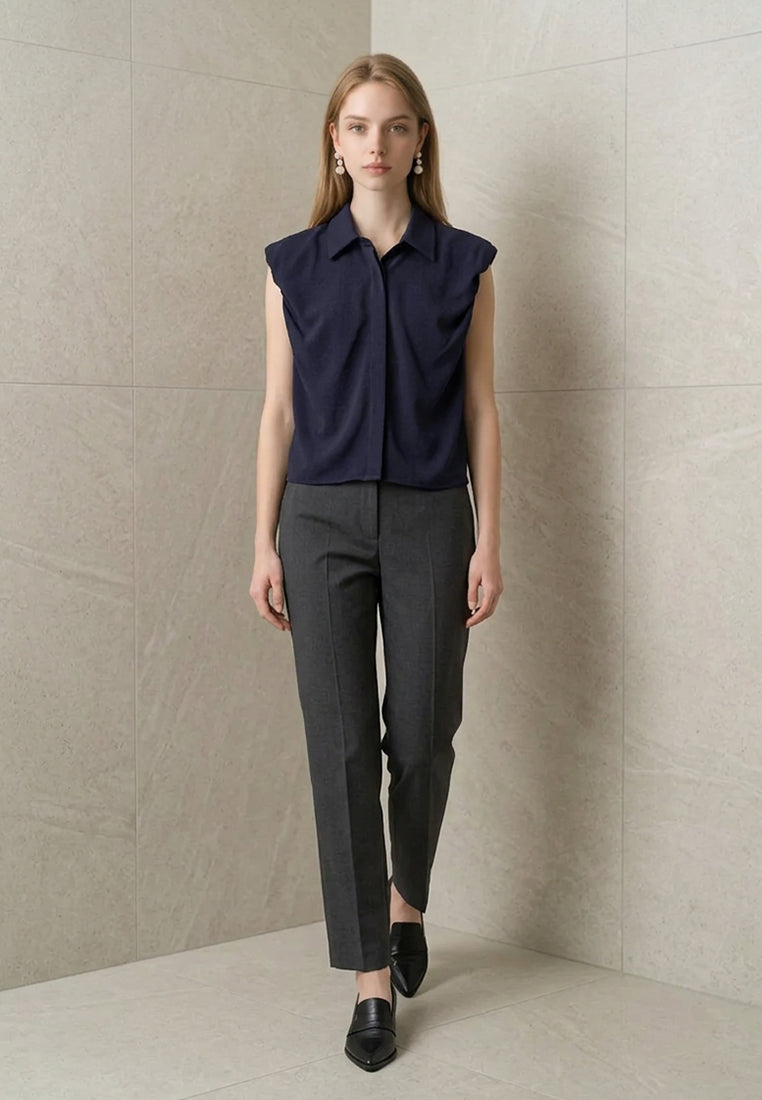 BebeBeige Sleeveless Collared Blouse