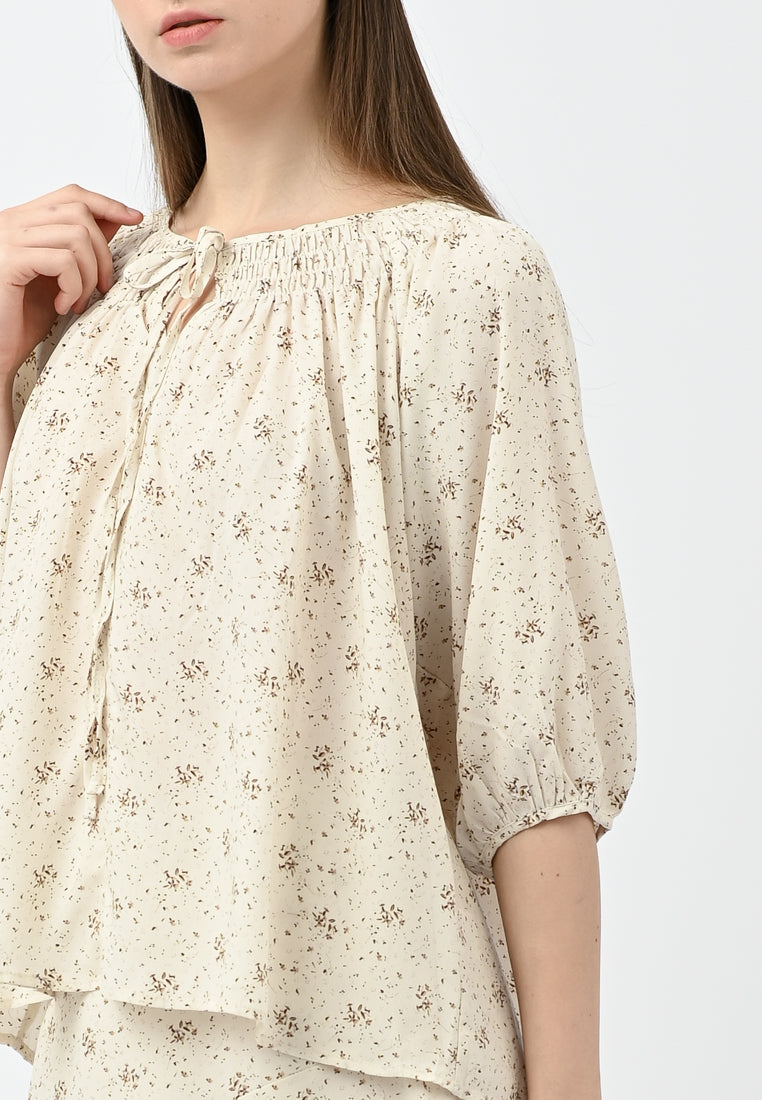 Plain B. Floral Sleeve Top