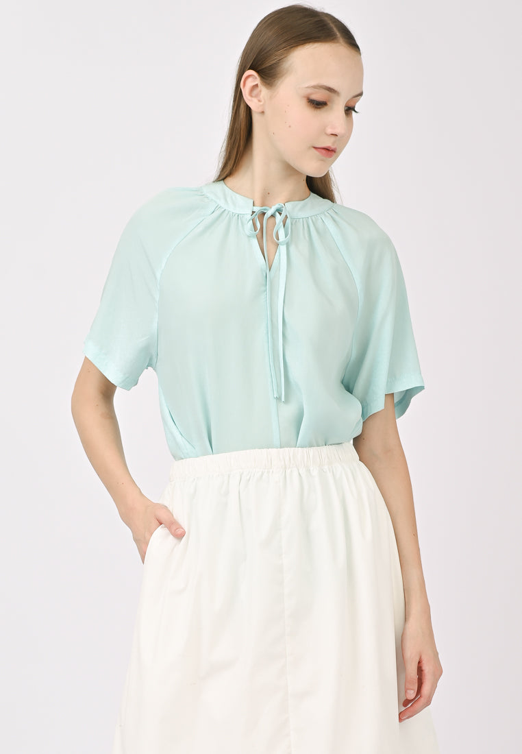 BebeBeige Relaxed Shirt Top
