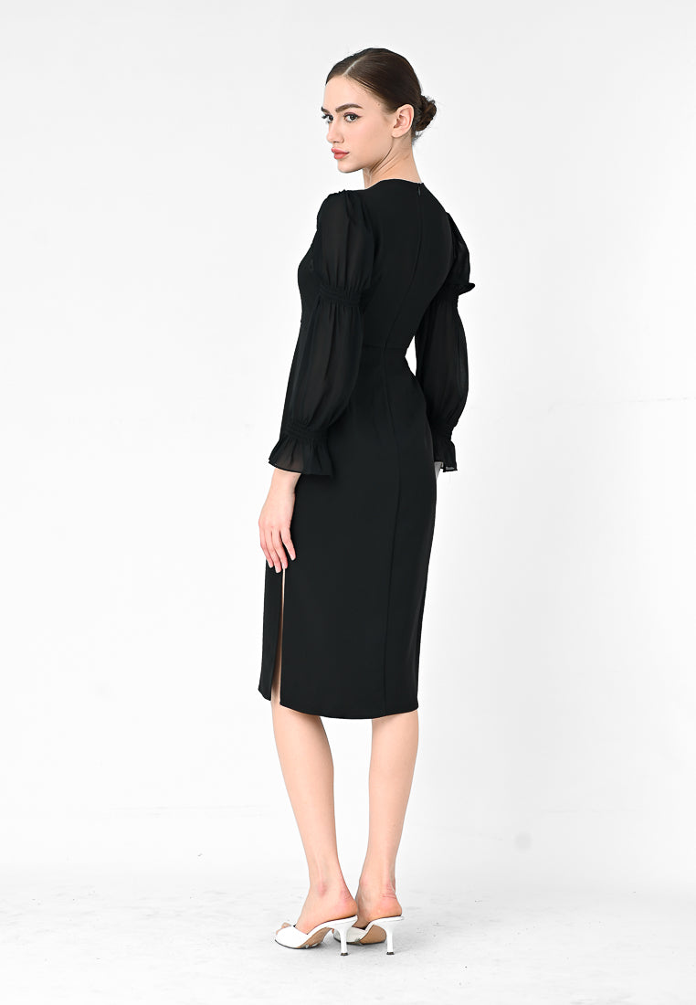 BebeBeige Long Sleeve Midi Dress