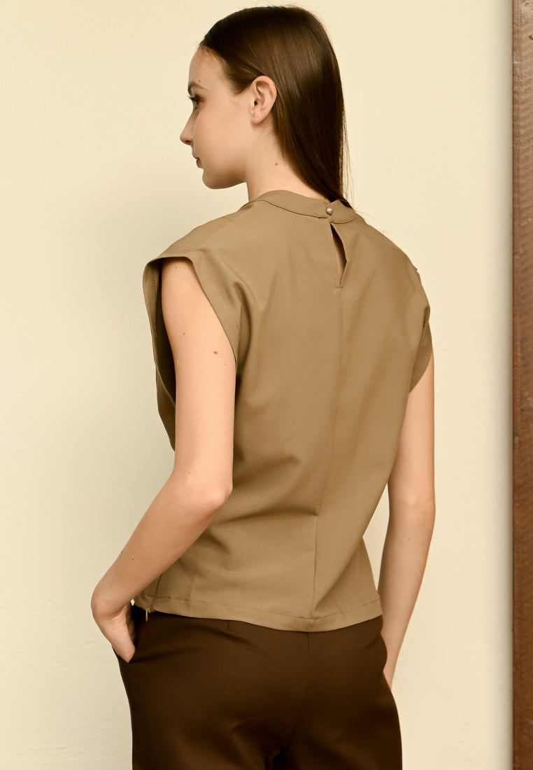 Plain B. Sleeveless Shirts