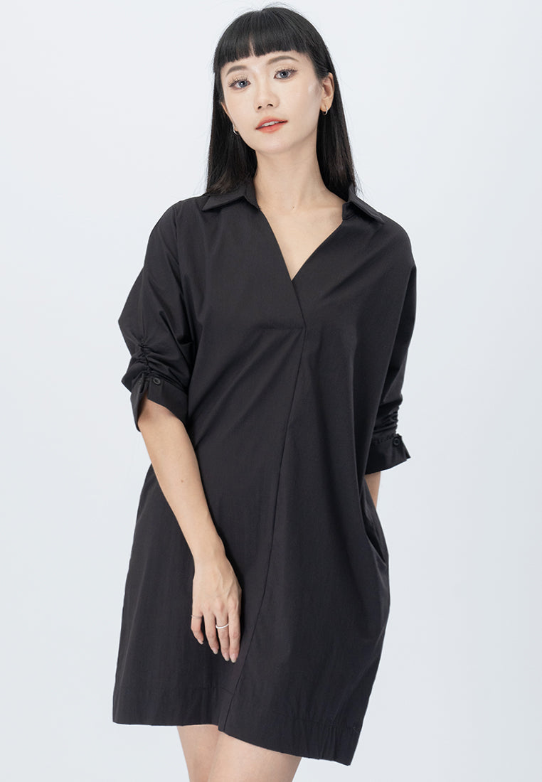BebeButterfly Sleeve V-Neckline Mini Dress