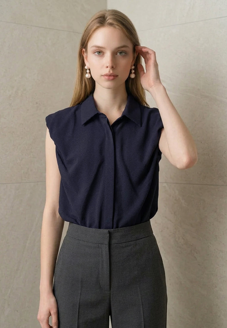 BebeBeige Sleeveless Collared Blouse