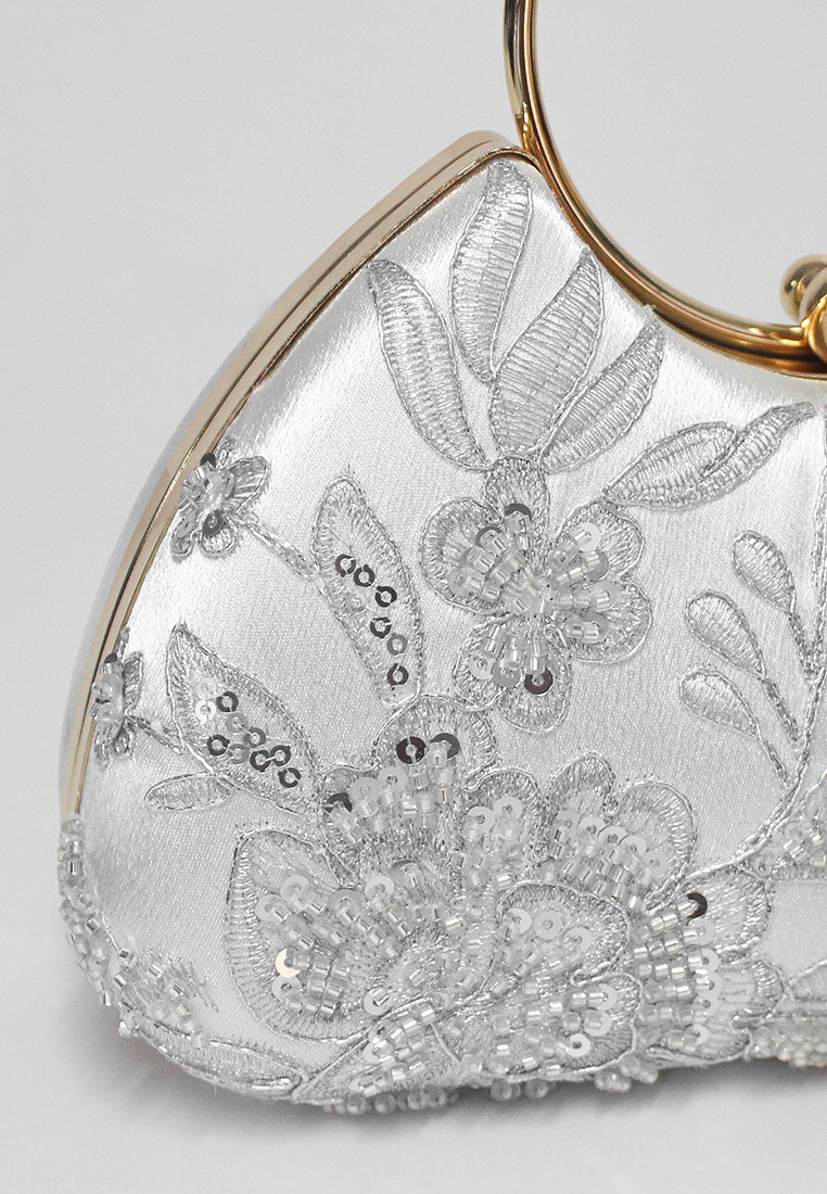 BeryBerries Embroidered Handle Clutch Bags