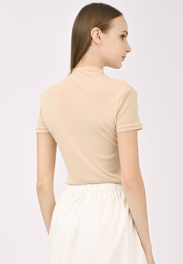 Plain B. Invisible Fit Top