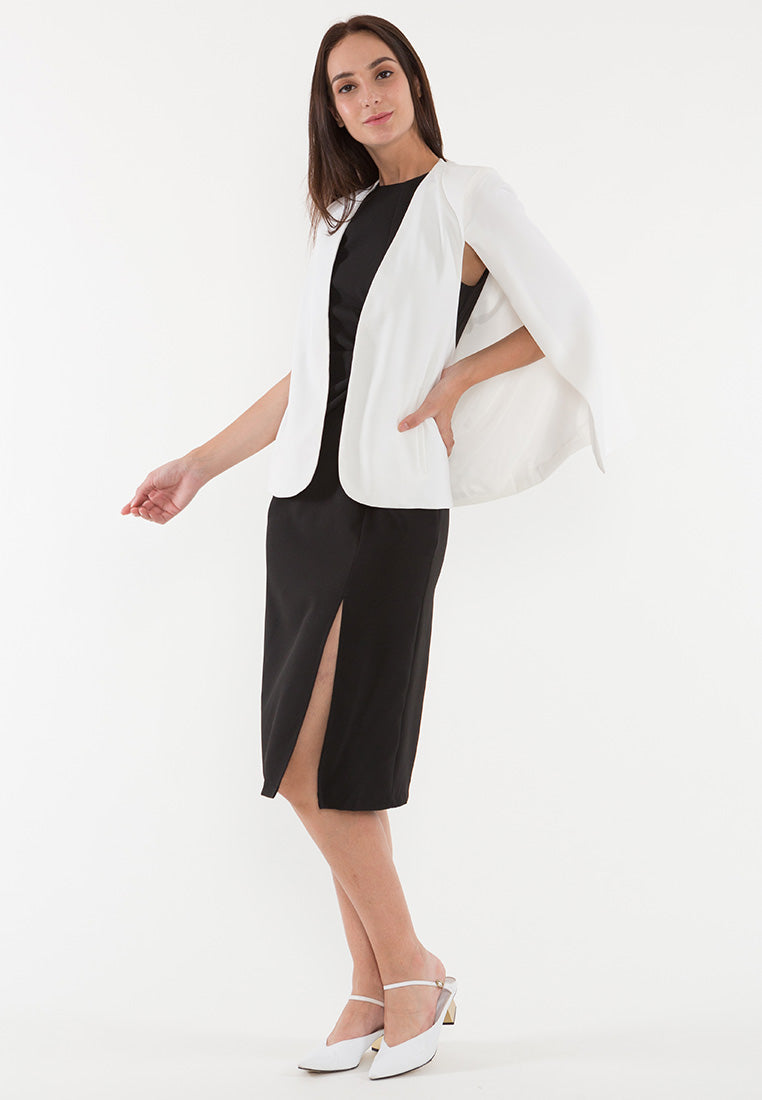 BebeBeige Luxe Flare-Sleeve Blazer With Open Sleeve