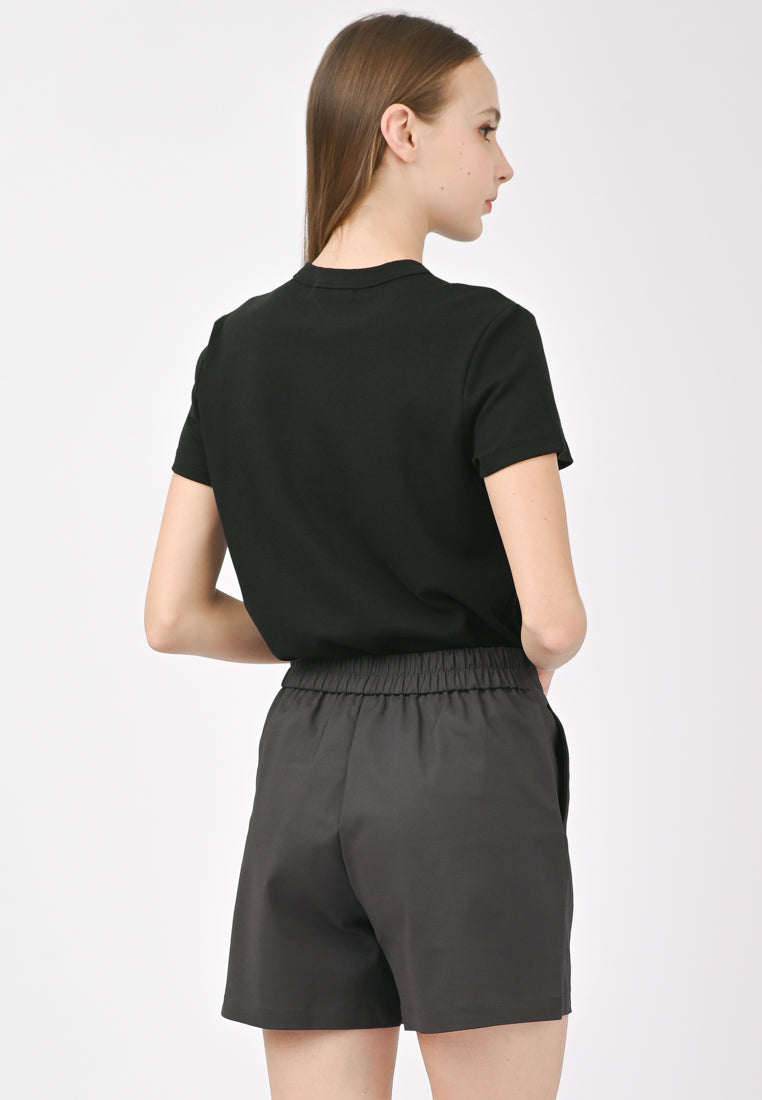 Plain B. Round Neck T-Shirt